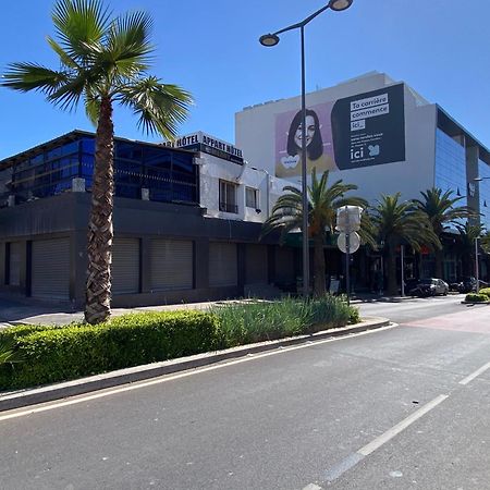 Merry Hotel Agadir Buitenkant foto